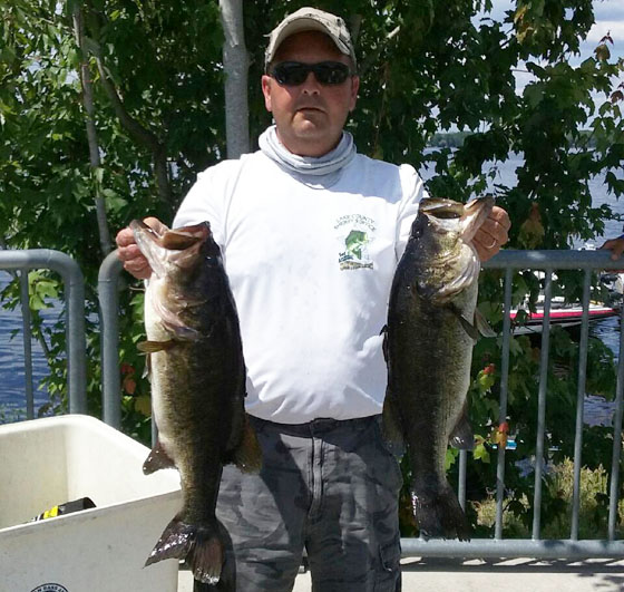 Mike Groversteen wins the club tournament on Hennerson lake